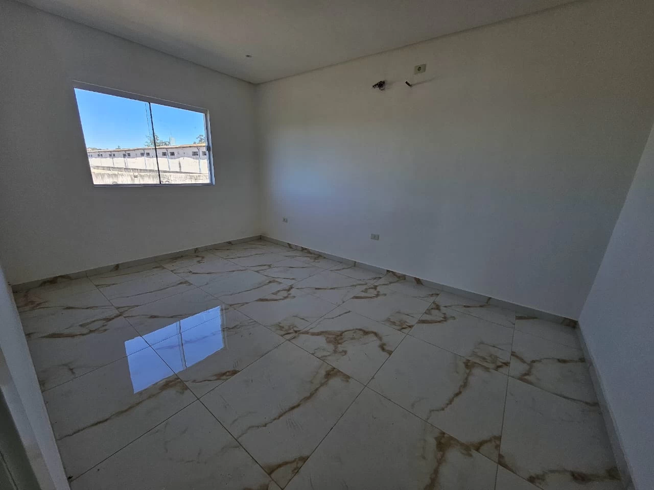 b90ee78d-fc44-4764-b4ba-39193a6b0d71